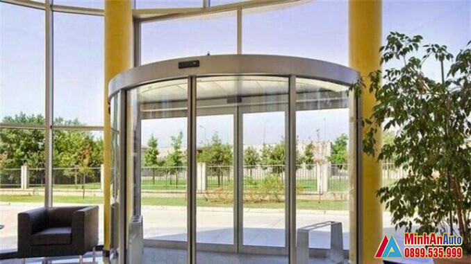 Cửa tự động cánh cong phổ biến nhập khẩu chính hãng Hàn Quốc.