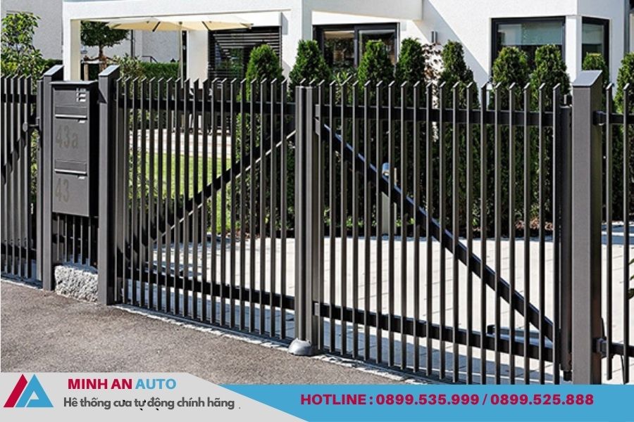 Cửa Cổng Lùa 2 Cánh Khung Sắt Phổ Biến