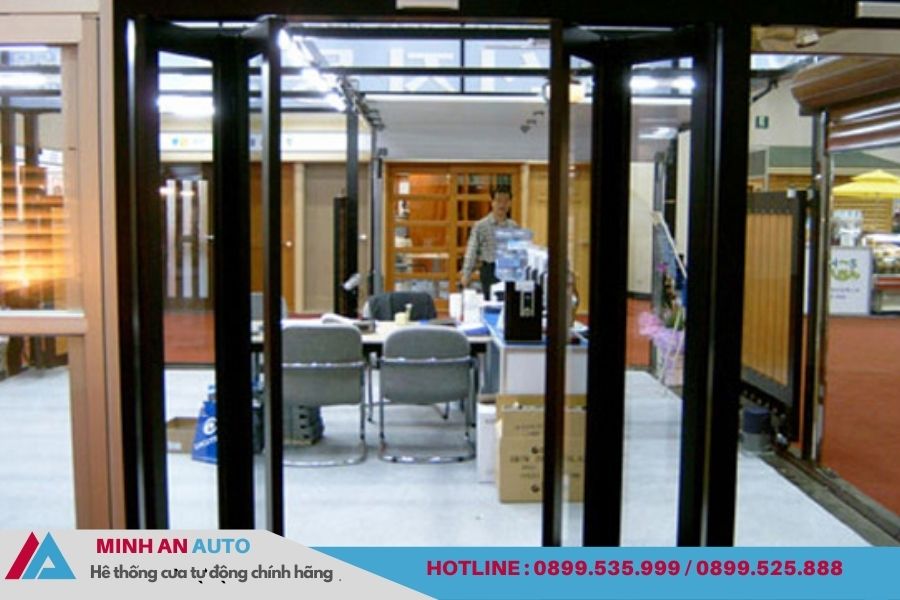 Cửa Trượt Tự Động 2 Cánh Kính Cường Lực