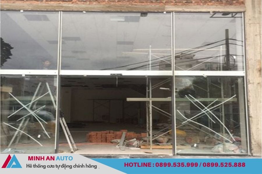 Giải Pháp Cửa Tự Động Hiện Đại Tại Mộc Châu Cửa tự động kính cường lực hiện đại cho không gian thương mại
