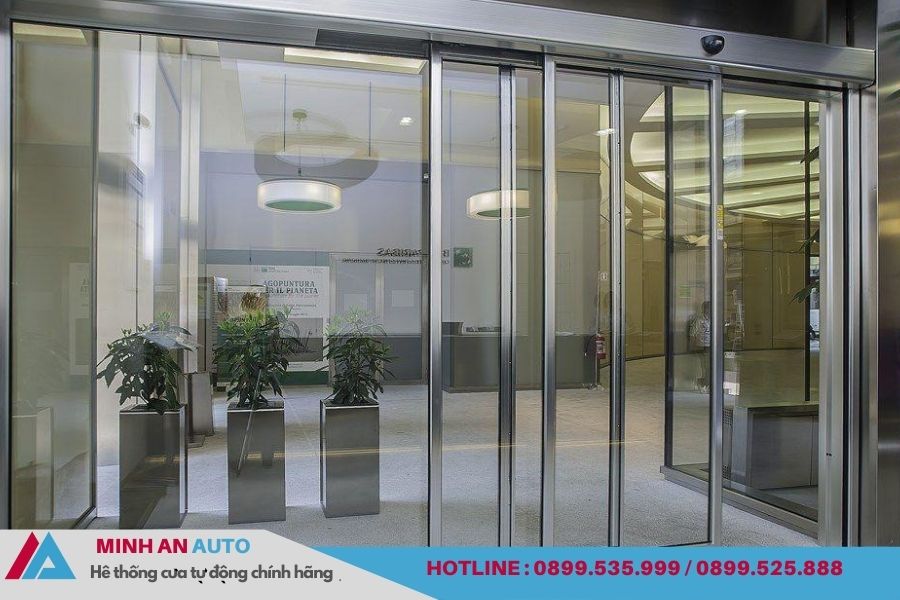 Cửa tự động với thiết kế thanh lịch cho không gian hiện đại ở Bắc Ninh