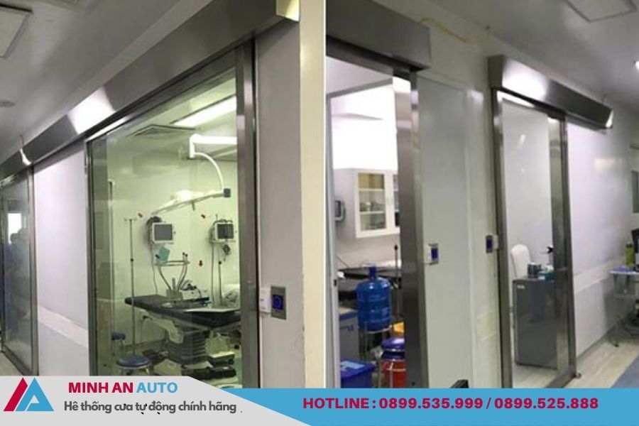 Cửa tự động khung nhôm kính cường lực cho biệt thự nhà vườn