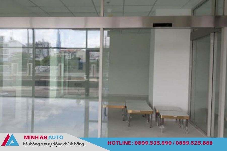 Cửa Tự Động Khung Inox Cao Cấp Chất Lượng