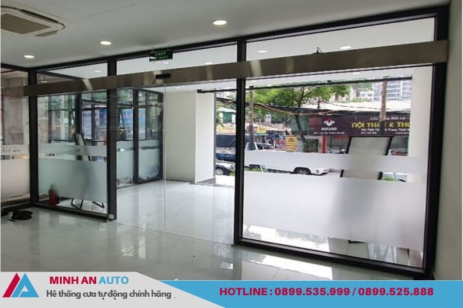 Dự án lắp đặt Cửa tự động tại Hà Nội cho nhà hàng trên phố Triệu Việt Vương – HBT – Hà Nội