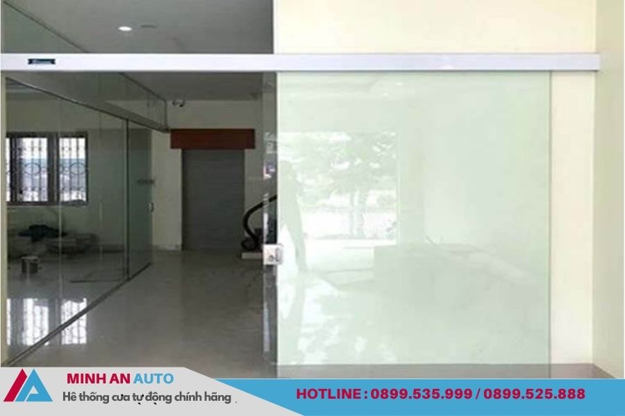 Cửa tự động 1 cánh cho khu công nghiệp tại Hà Đông