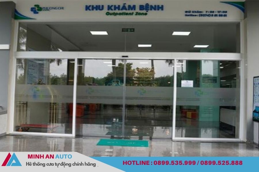 Cửa tự động cho trung tâm thương mại tại Chương Mỹ