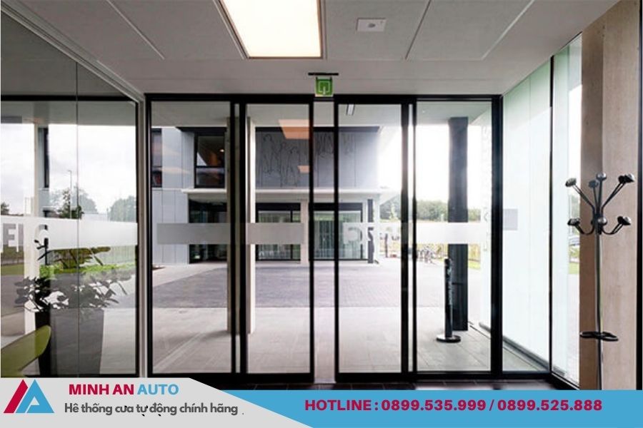 Mẫu cửa tự động nhật bản cực đẹp công trình tại Sơn Tây