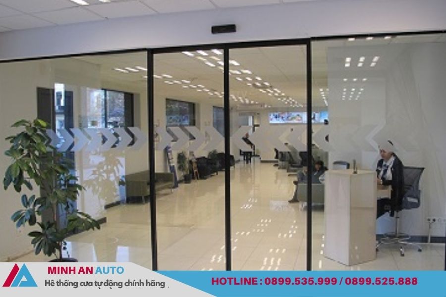 Cửa Tự Động Văn Phòng Cao Cấp | Báo Giá & Thi Công 5 Cửa Tự Động Văn Phòng Kính Cường Lực Cao Cấp