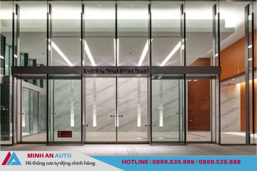 Cửa Tự Động Khung Sắt Cánh Trượt Cao Cấp