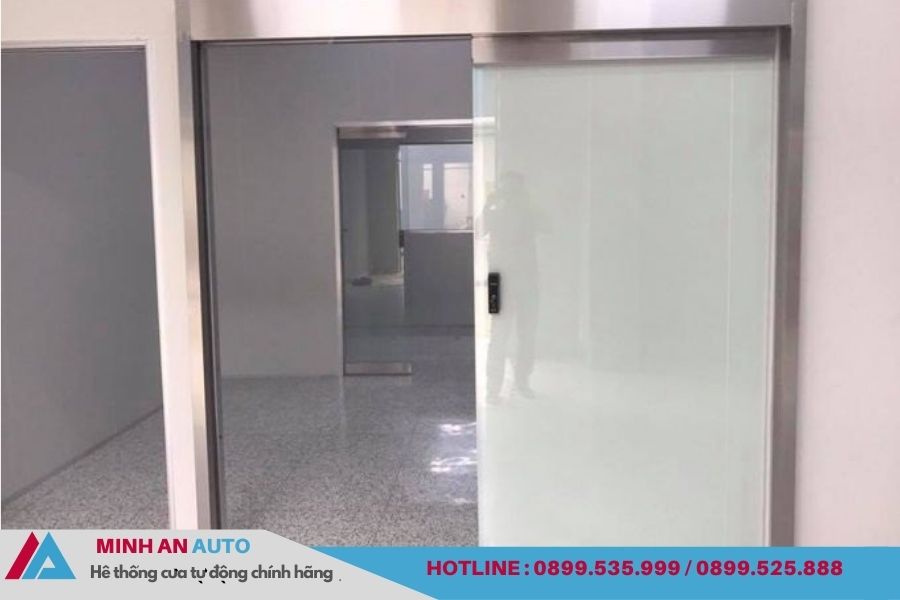 Cửa trượt tự động một cánh kính mờ cao cấp