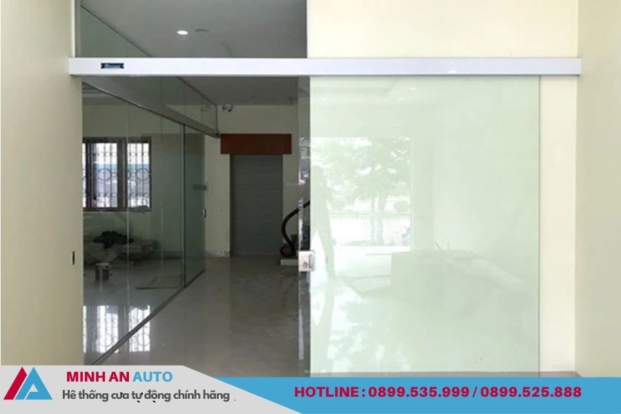Cửa kính trượt tự động một cánh cho văn phòng