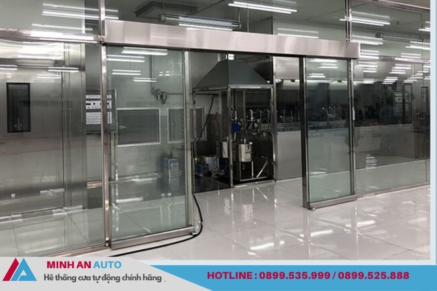 Cửa Tự Động Nhà Máy Cao Cấp | Báo Giá & Thi Công 7 Cửa tự động nhà máy cao cấp