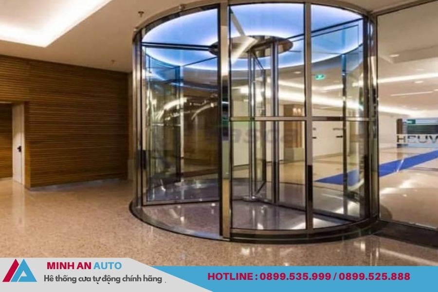 Cửa xoay tự động kính cường lực cao cấp