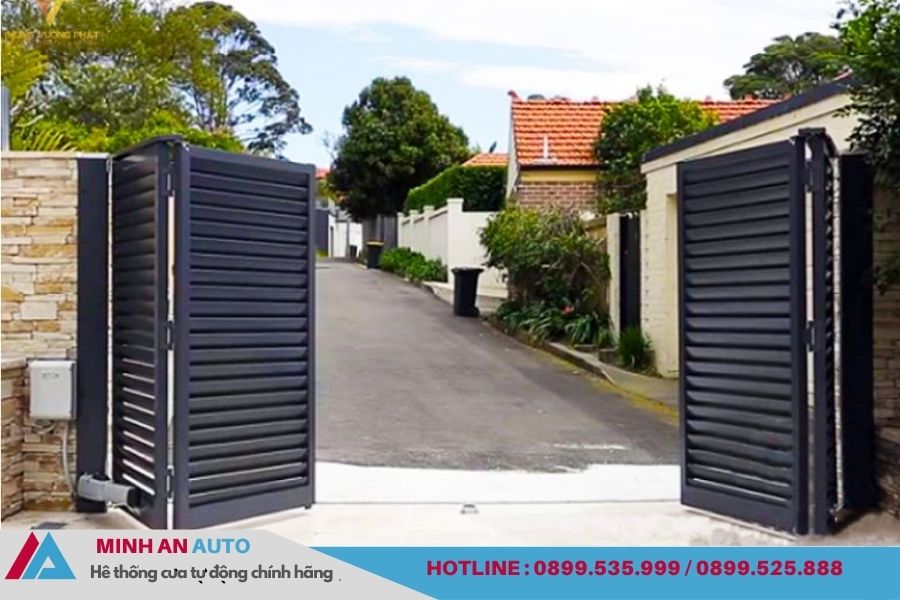 Cửa Tự Động Xếp Gấp Cao Cấp | Báo Giá & Thi Công 4 Cửa cổng tự động xếp gấp cao cấp cho nhà ở