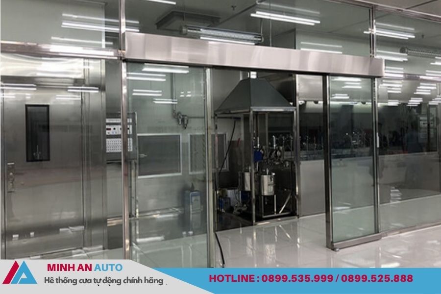 Cửa trượt kính tự động cao cấp Minh An Auto