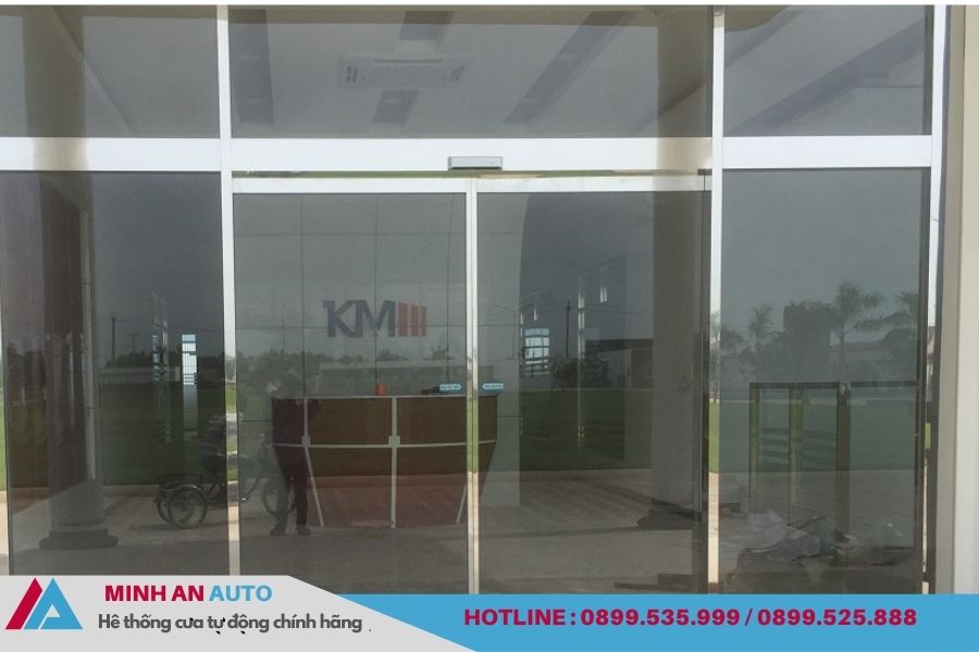 Lắp Đặt Cửa Tự Động Nabco Big C Hà Nội: Giải Pháp Tối Ưu 7 Lắp đặt cửa kính tự động chuyên nghiệp