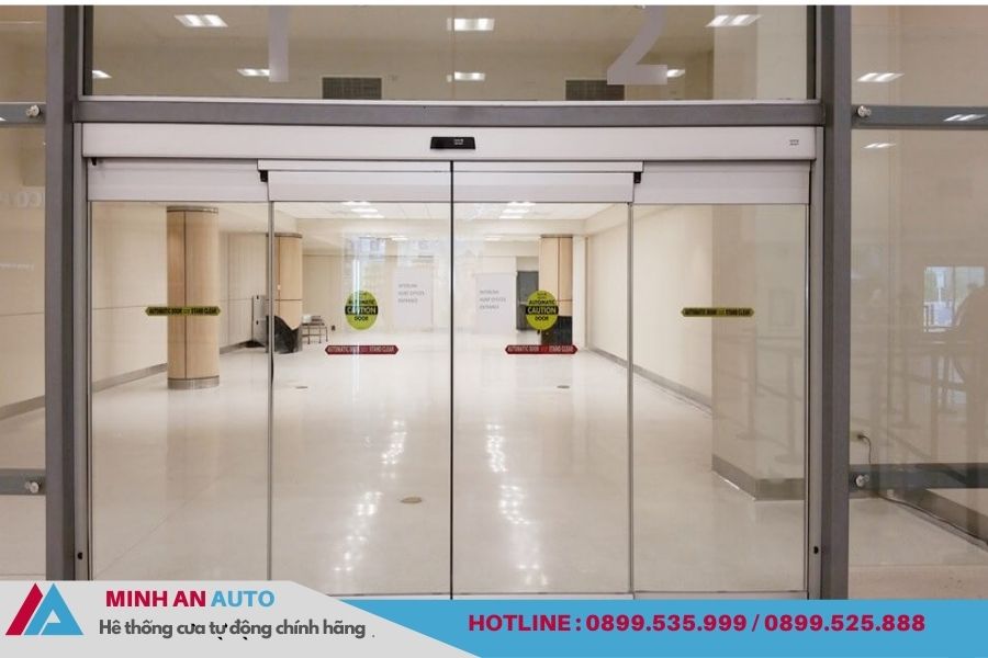 Cửa tự động kính cường lực tại khách sạn DIC STAR Vĩnh Phúc